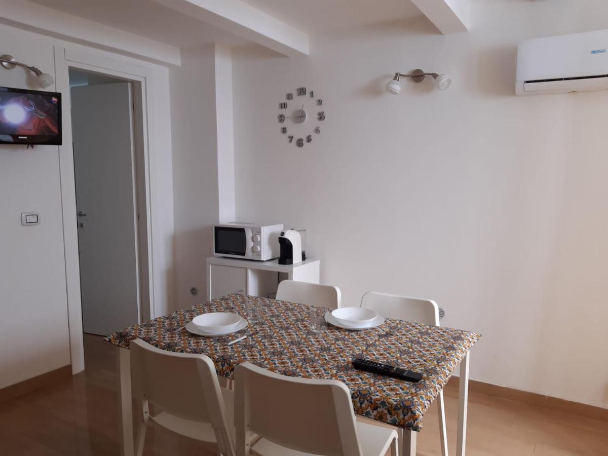 I 3 Principi Al Mulino Apartment คาตาเนีย ภายนอก รูปภาพ