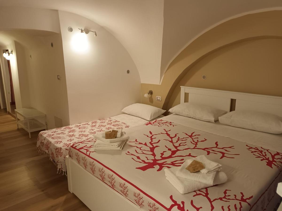 I 3 Principi Al Mulino Apartment คาตาเนีย ภายนอก รูปภาพ