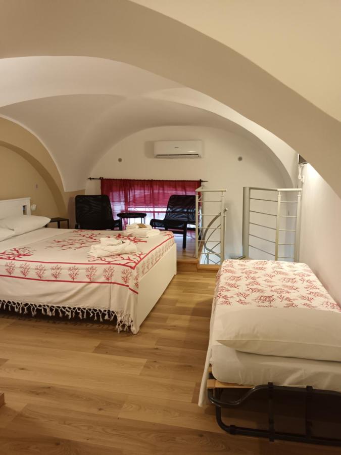 I 3 Principi Al Mulino Apartment คาตาเนีย ภายนอก รูปภาพ
